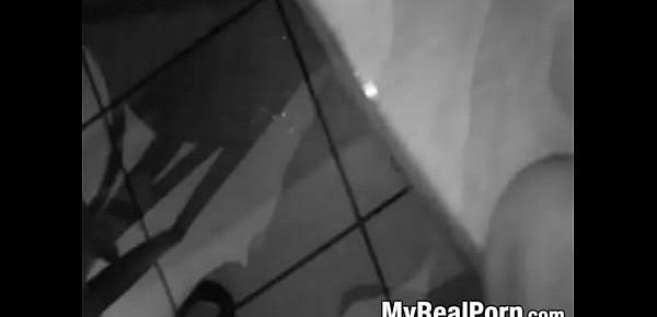 Die flasche wollte sie in ihrer eigenen kneipe
